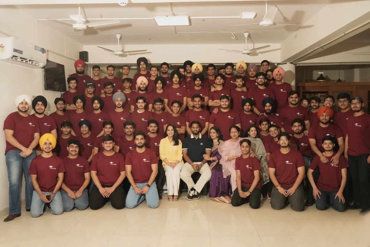 Edvantage students and mentors gathered together at the academy